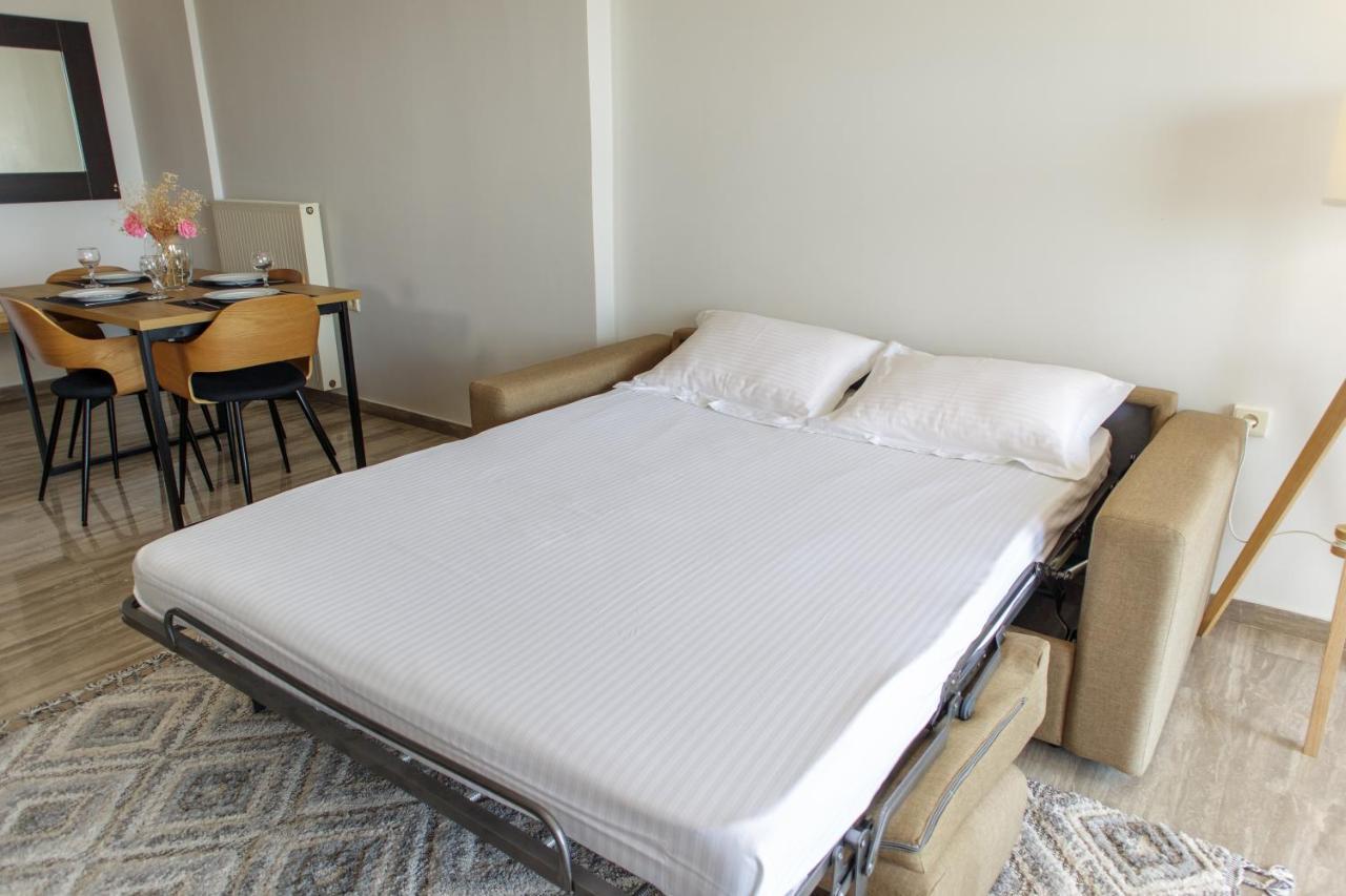 Almyros Aktis Seaview Apartment Kalamáta Eksteriør bilde