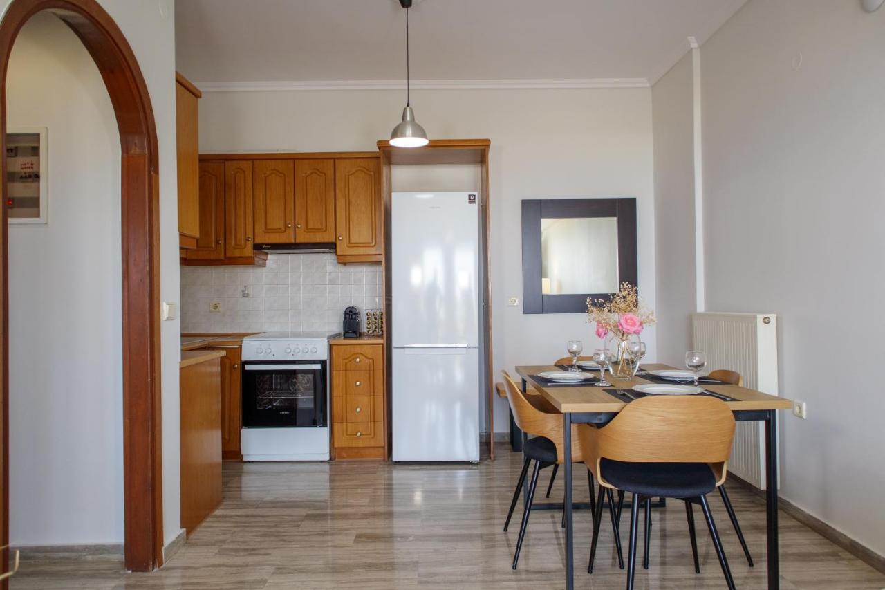 Almyros Aktis Seaview Apartment Kalamáta Eksteriør bilde